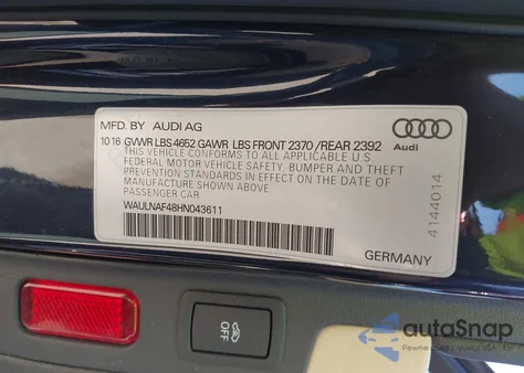 2017 Audi A4 Premium Plus z USA, uszkodzony, nr VIN WAULNAF48HN043611
